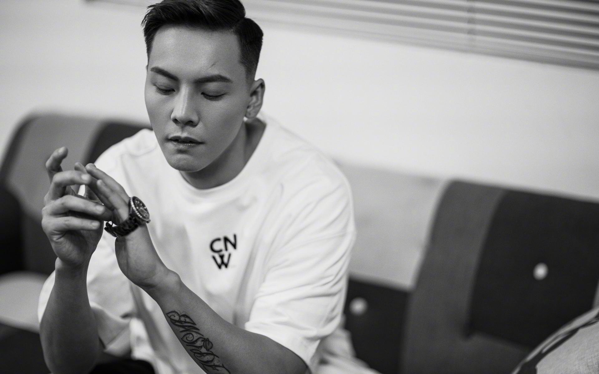 守望先锋 职业选手竞技水平提升，守望先锋职业选择